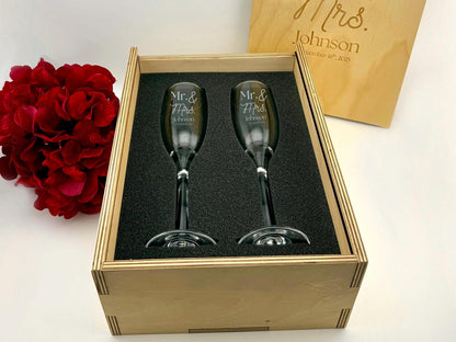 Custom Engraved Champagne Gift Box Set
